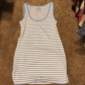Old navy maternity tank top